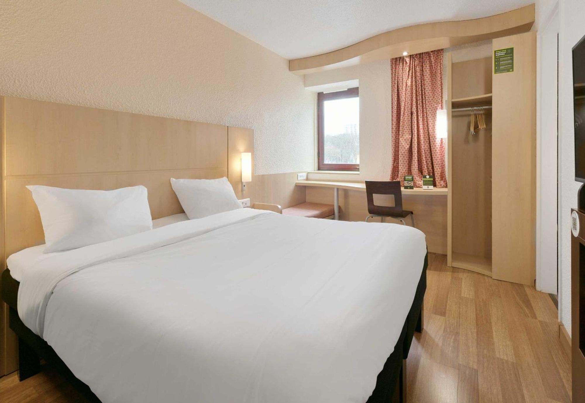 Centre Cathedrale Hotel 3*